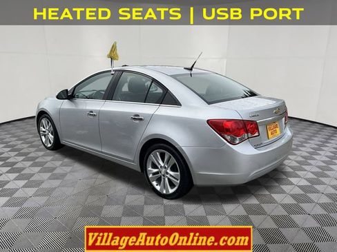 Used 2013 Chevrolet Cruze LTZ image 2
