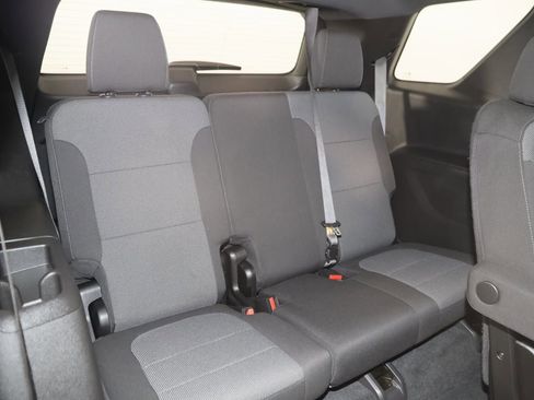 Used 2023 Chevrolet Traverse LT w/ LPO, Cargo Package image 12