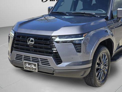 Used 2025 Lexus GX 550 Premium Package w/ Cold Area Package image 11