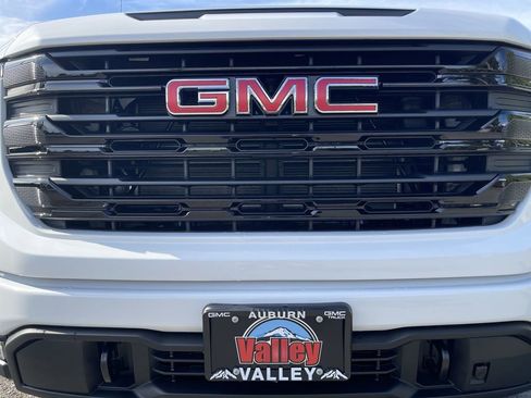 New 2026 GMC Sierra 1500 Elevation AWD/4WD image 31