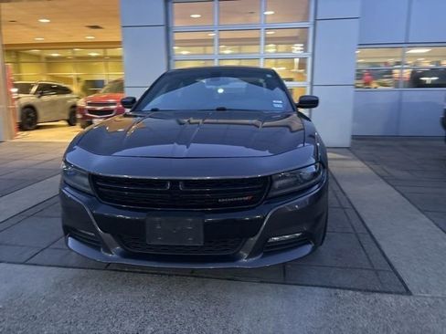 Used 2016 Dodge Charger SXT w/ Rallye Group image 2