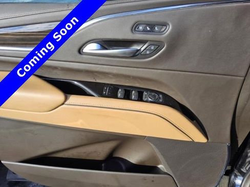 Used 2023 Cadillac Escalade Sport w/ LPO, ONYX Package image 16