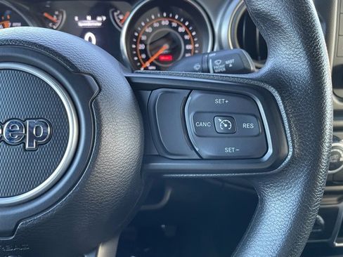 Used 2021 Jeep Wrangler Unlimited Sport image 15