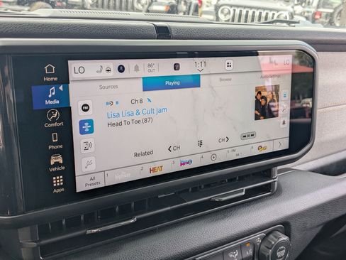 New 2025 Jeep Wrangler Sport S image 18