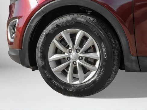 Used 2017 Kia Sorento LX w/ LX Convenience Package image 62