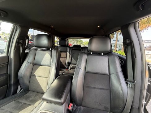 Used 2019 Jeep Grand Cherokee Altitude image 3