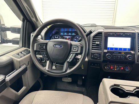 Used 2020 Ford F250 XLT w/ XLT Premium Package image 25