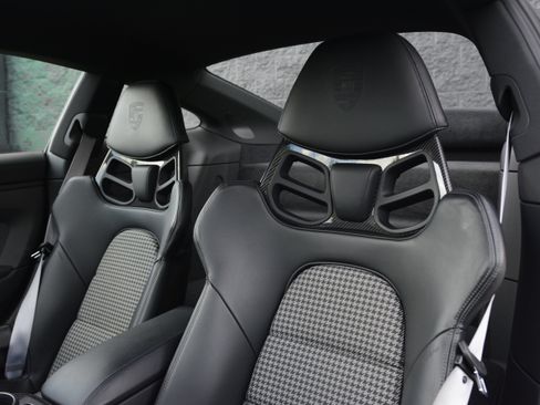 Certified 2023 Porsche 911 GT3 RWD image 5