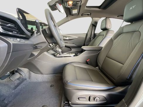 New 2026 Buick Envista Sport Touring w/ Convenience I Package image 15