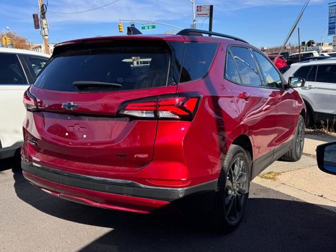 Used 2023 Chevrolet Equinox RS image 4