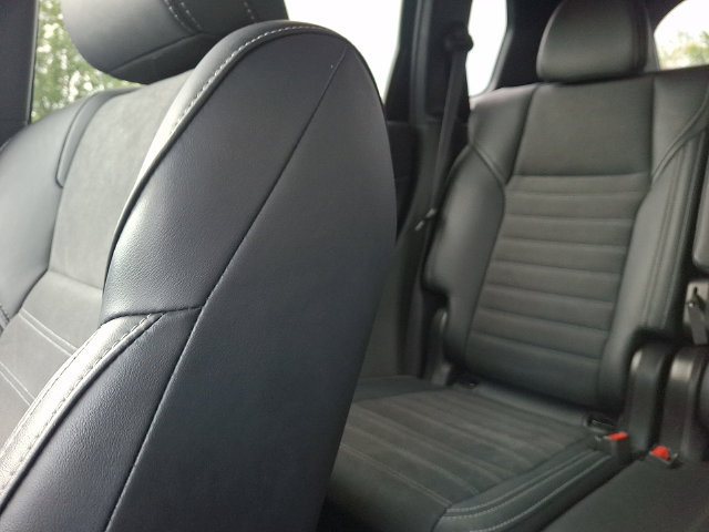Used 2024 Mitsubishi Outlander AWD image 21
