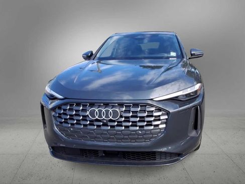 Certified 2025 Audi Q5 Premium w/ Premium Plus AWD/4WD image 3