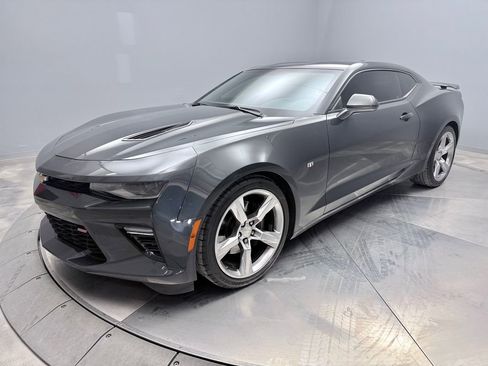 Used 2017 Chevrolet Camaro SS image 1