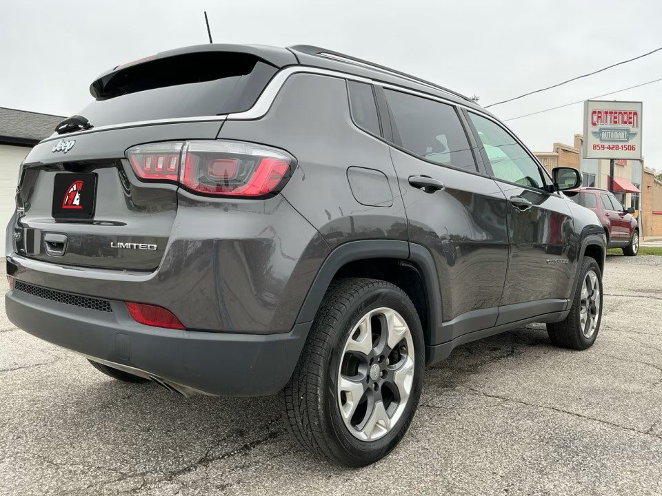 Used 2017 Jeep Compass Limited AWD/4WD image 24