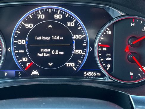 Used 2022 Chevrolet Traverse High Country image 3