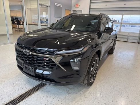 New 2026 Chevrolet Trax RS w/ Driver Confidence Package image 6