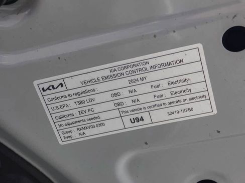 Certified 2024 Kia EV9 Land AWD/4WD image 27