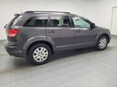 Used 2019 Dodge Journey SE FWD image 10