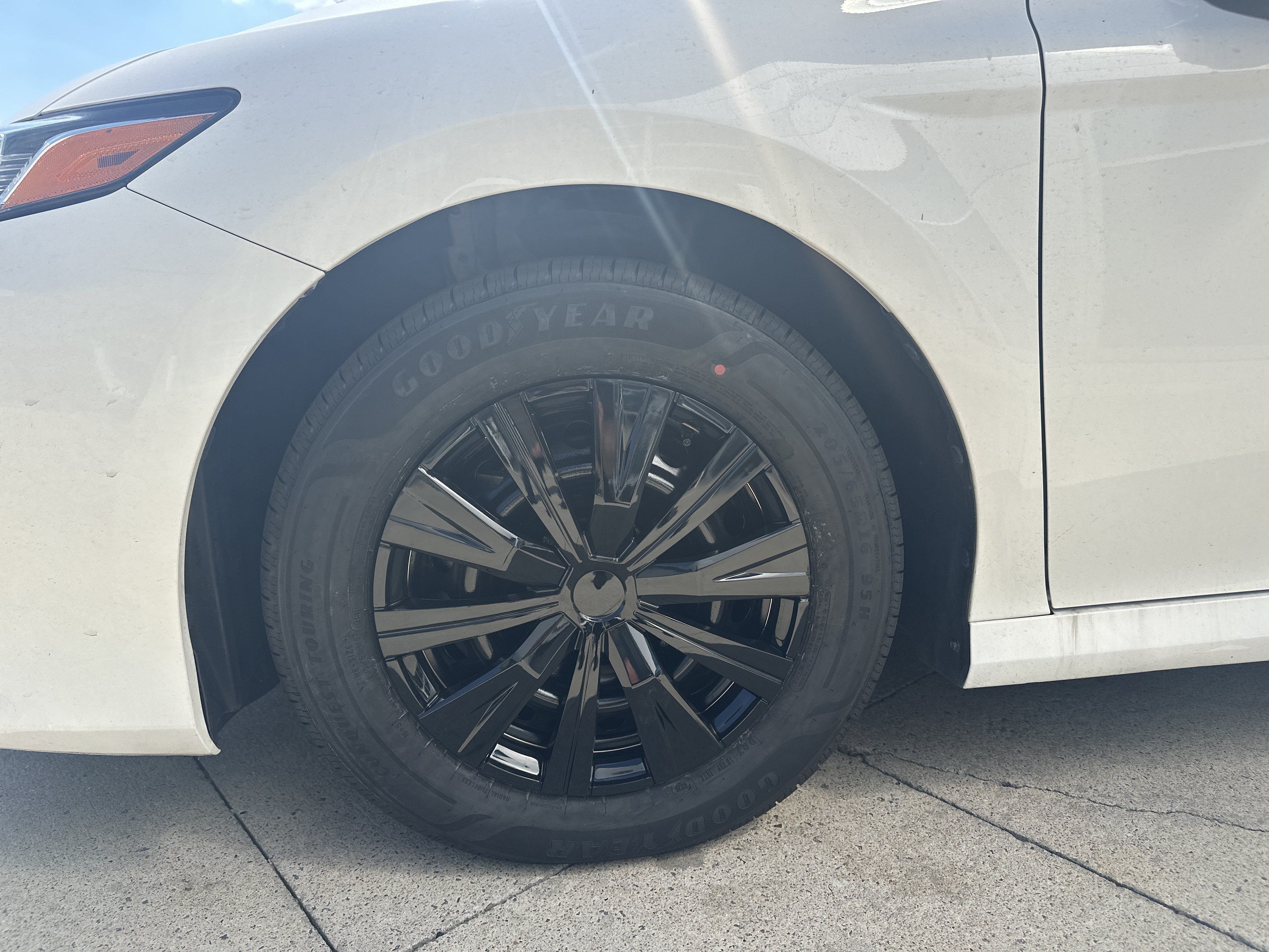 Used 2023 Toyota Camry LE FWD image 14