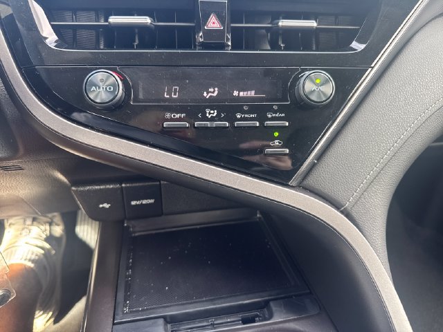 Used 2021 Toyota Camry SE FWD image 24