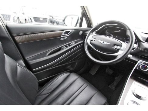 Used 2024 Genesis GV80 2.5T AWD/4WD image 8