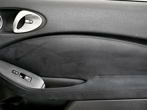 Used 2013 Nissan 370Z Touring w/ Sport Pkg image 35