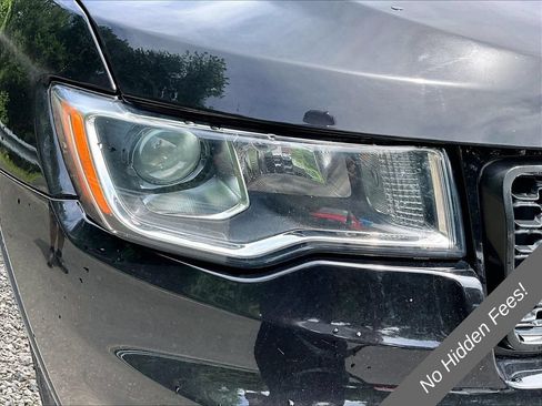 Used 2021 Jeep Grand Cherokee Limited w/ Sun & Sound Group AWD/4WD image 27