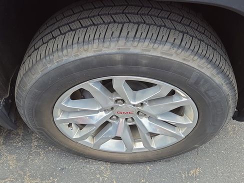 Used 2020 GMC Sierra 1500 SLT w/ SLT Premium Package image 4