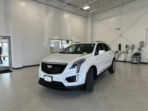 Used 2024 Cadillac XT5 Sportv w/ Technology Package image 6
