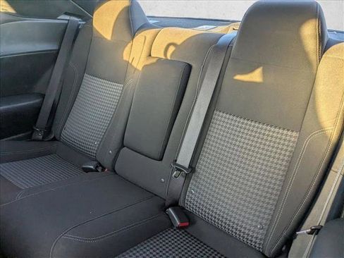 Used 2022 Dodge Challenger SXT image 19