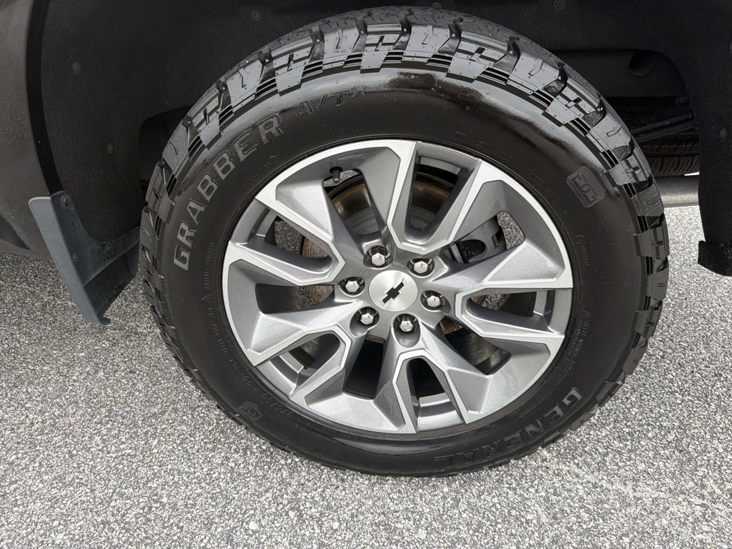Certified 2021 Chevrolet Silverado 1500 RST AWD/4WD image 31