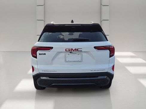 New 2026 GMC Terrain Elevation w/ Elevation Premium Package FWD image 4