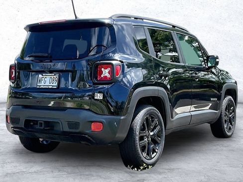 Used 2017 Jeep Renegade Altitude AWD/4WD image 2