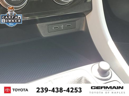Used 2023 Volkswagen Jetta SE w/ Panoramic Sunroof Package FWD image 33