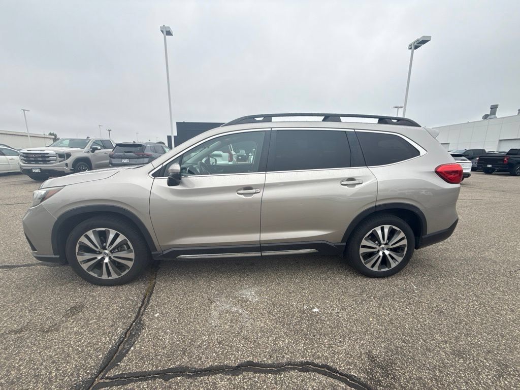 Used 2019 Subaru Ascent Limited AWD/4WD image 4