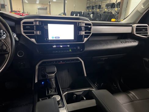 Used 2024 Toyota Tundra SR5 AWD/4WD image 19