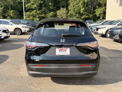 Used 2024 Honda HR-V LX image 5