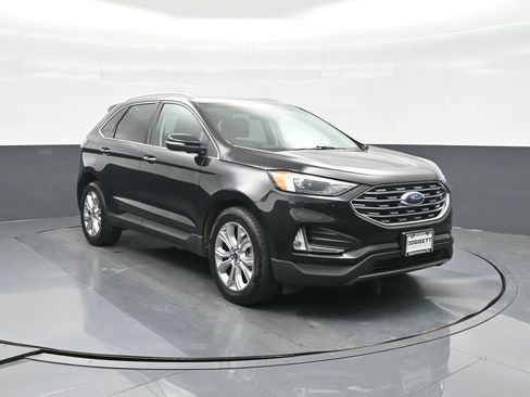 Certified 2022 Ford Edge Titanium image 20