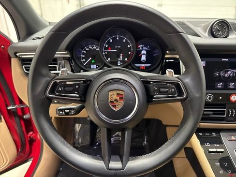 Used 2025 Porsche Macan Turbo image 27