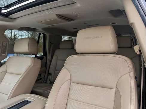 Used 2020 GMC Yukon Denali w/ Open Road Package image 17