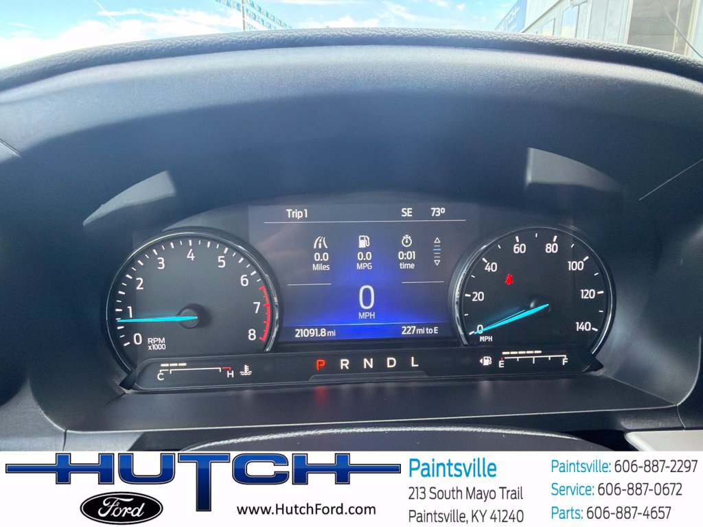 Used 2023 Ford Explorer XLT AWD/4WD image 30