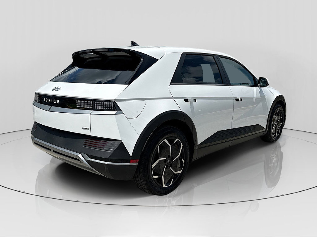 Used 2023 Hyundai Ioniq 5 SE AWD/4WD image 7