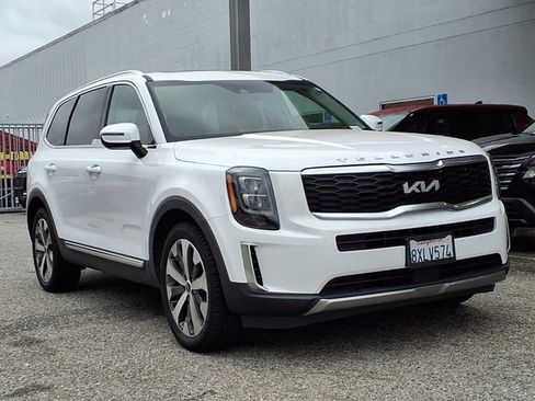 Used 2022 Kia Telluride EX w/ EX Premium Package AWD/4WD image 28