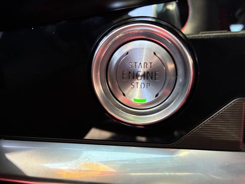 Used 2024 Chevrolet Corvette Z06 RWD image 27