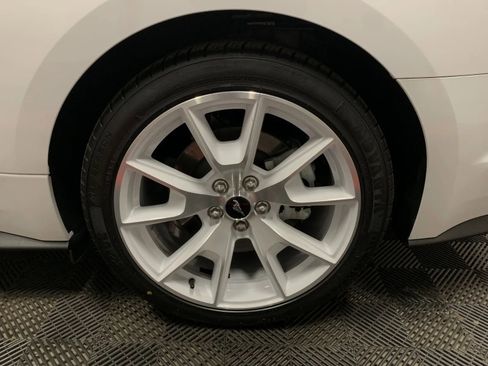 Used 2022 Ford Mustang GT Premium image 13