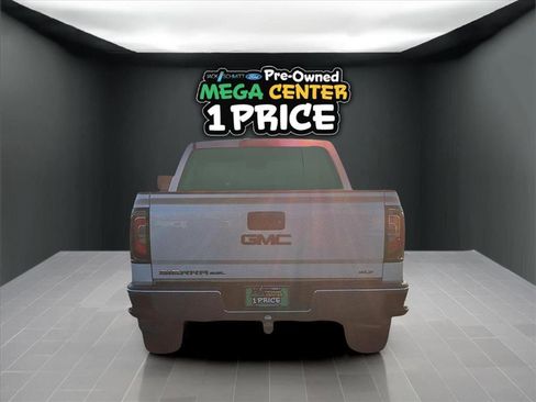 Used 2017 GMC Sierra 1500 SLT w/ SLT Premium Package image 24
