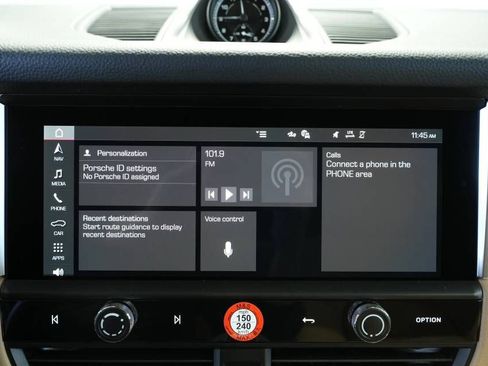 New 2026 Porsche Macan image 17