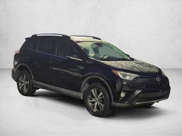Used 2018 Toyota RAV4 XLE FWD image 3