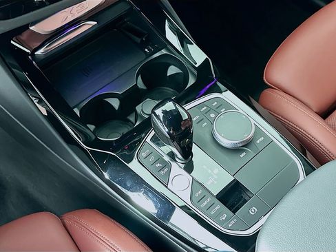 Certified 2024 BMW X3 xDrive30i w/ M Sport Package image 17