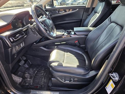 Used 2021 Lincoln Nautilus Reserve w/ Equipment Group 201A image 11